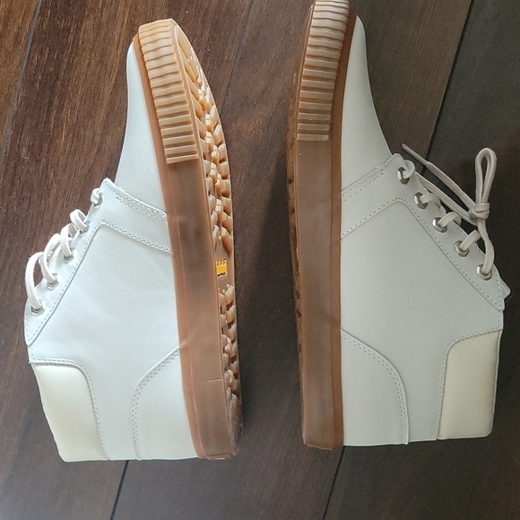 NEW! TIMBERLAND Skyla Bay Chukka Sneaker Boots 9.5. - Picture 8 of 8